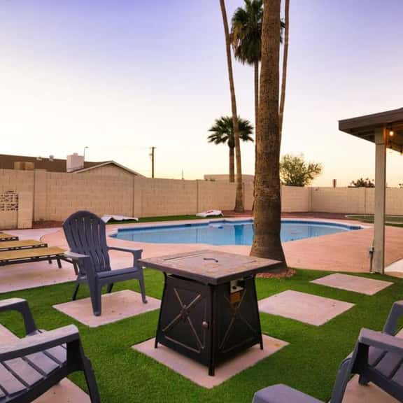 THE SCOTTSDALE PALMS - Image 1